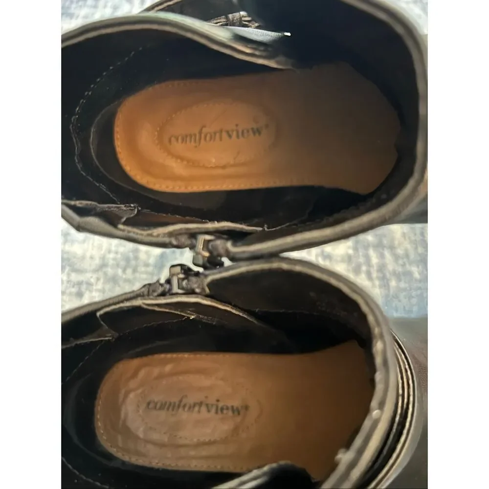 Comfortview Black Faux Leather Bronte Side Zip Ankle Booties Size 7 Wide